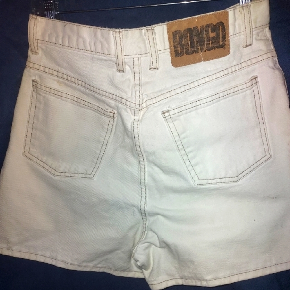 ⚜️ Vintage Bongo Shorts ⚜️ White Denim ⚜️ High Rise - Mom Jean ⚜️ Classic ⚜️